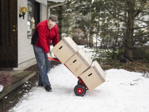 Read more about the article Winter moving tips: how to prepare properly