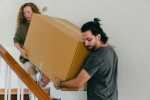 Read more about the article How to Safely Move Heavy and Specialty Items: Pianos, Safes, and More